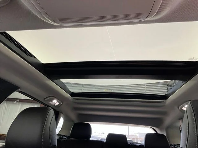 New 2026 Wind Chill Pearl Mazda 2.5 S Preferred AWD image 28