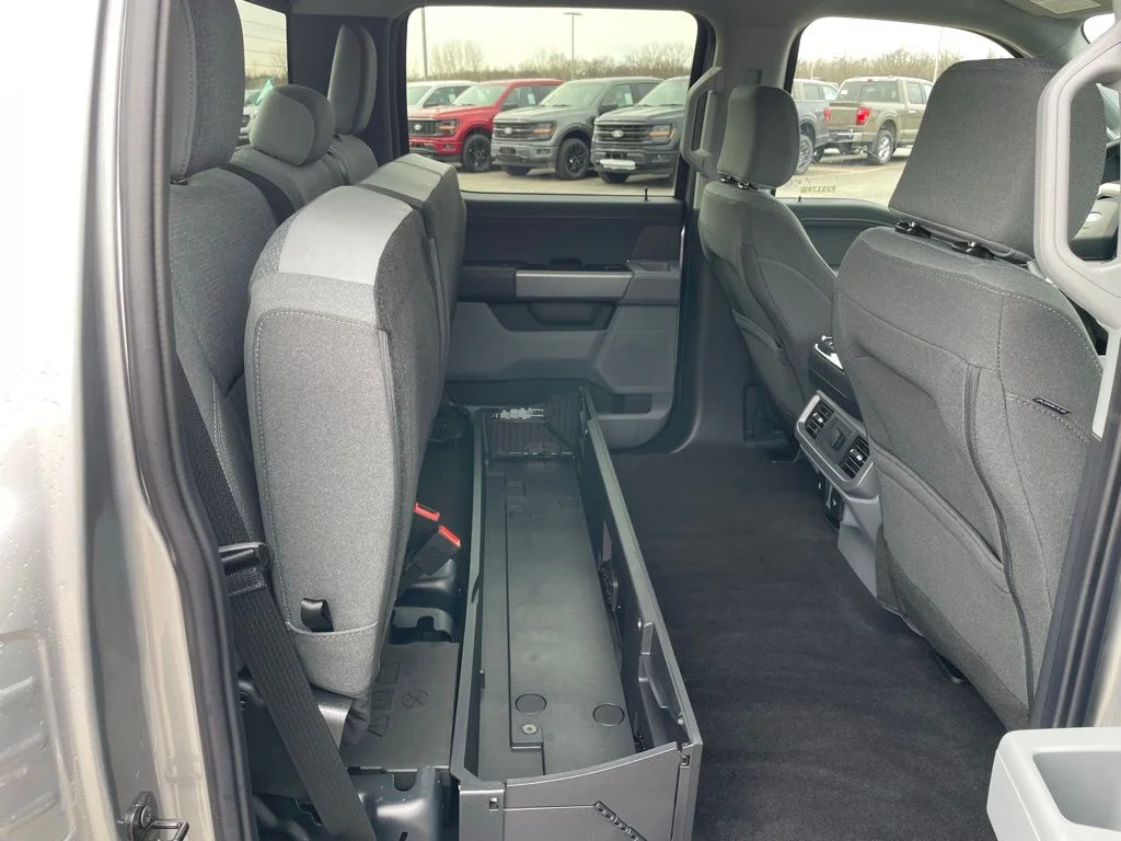 2025 Ford F-150 XLT - Photo 58