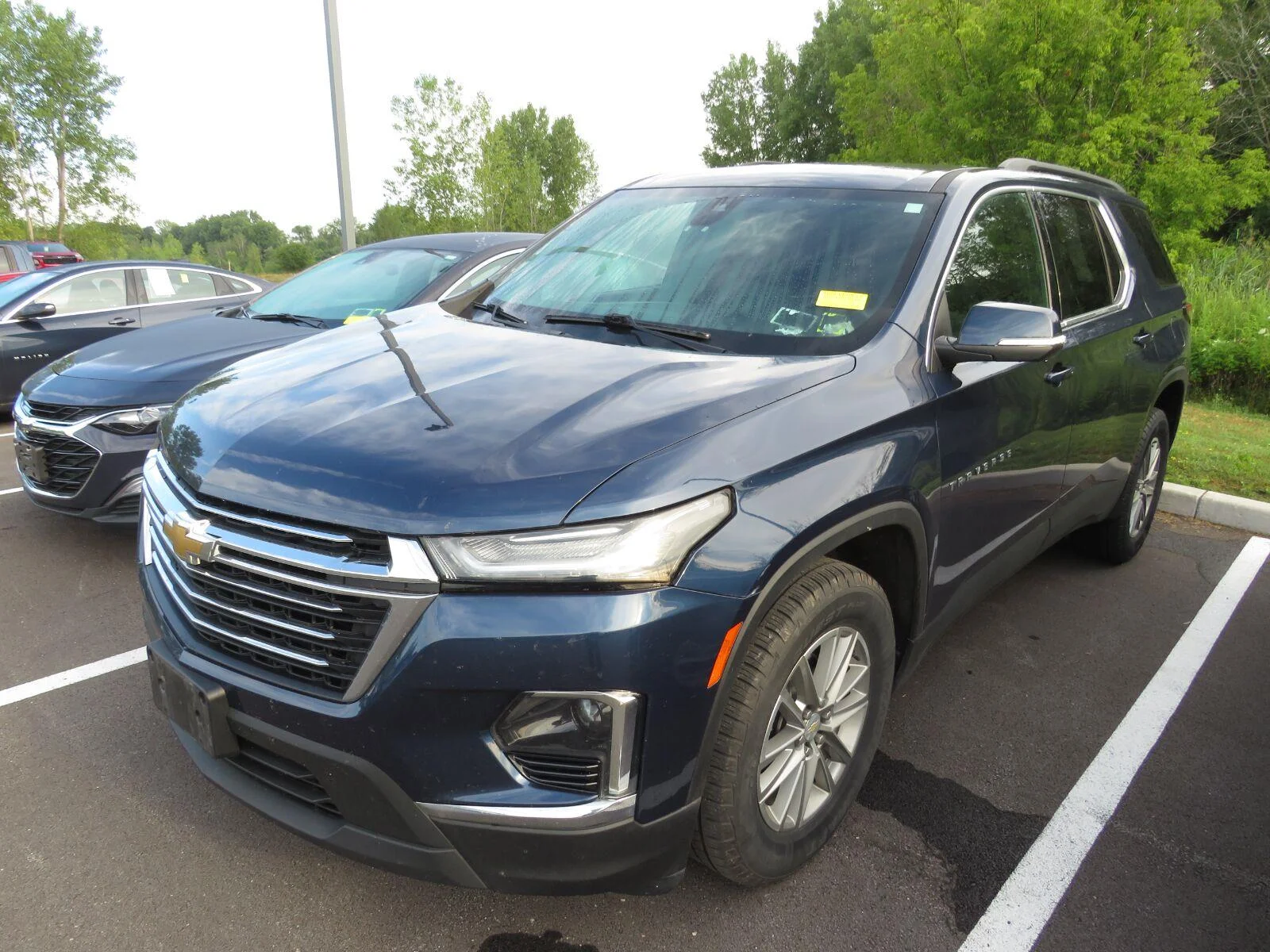 Used 2022 Northsky Blue Metallic Chevrolet LT Cloth image 5