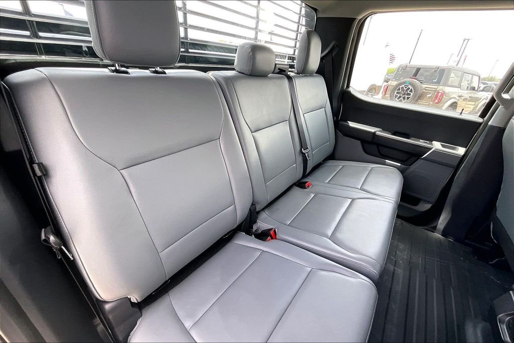 New 2025 Oxford White Ford XL image 22