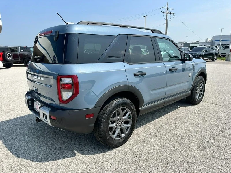 Used 2025 Velocity Blue Metallic Ford Big Bend 4x4 image 6