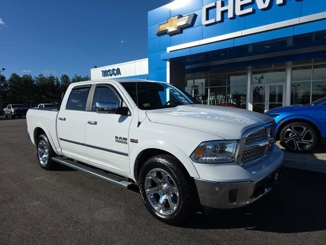 2018 RAM 1500 Laramie 4x4 Crew Cab 5'7's photo