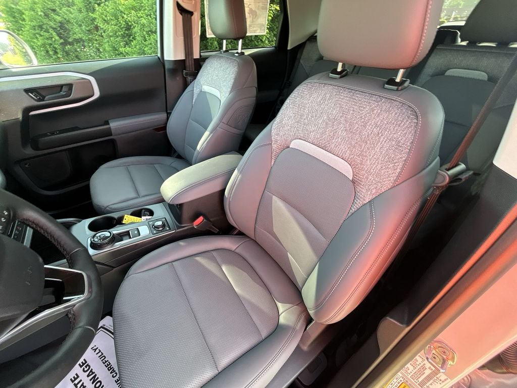 New 2026 Space White Metallic Ford Badlands® image 10