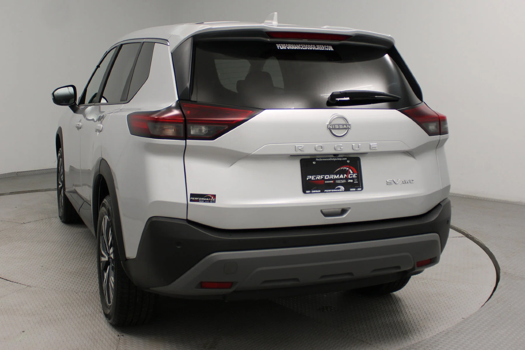 Used 2023 Brilliant Silver Metallic Nissan AWD SV image 36