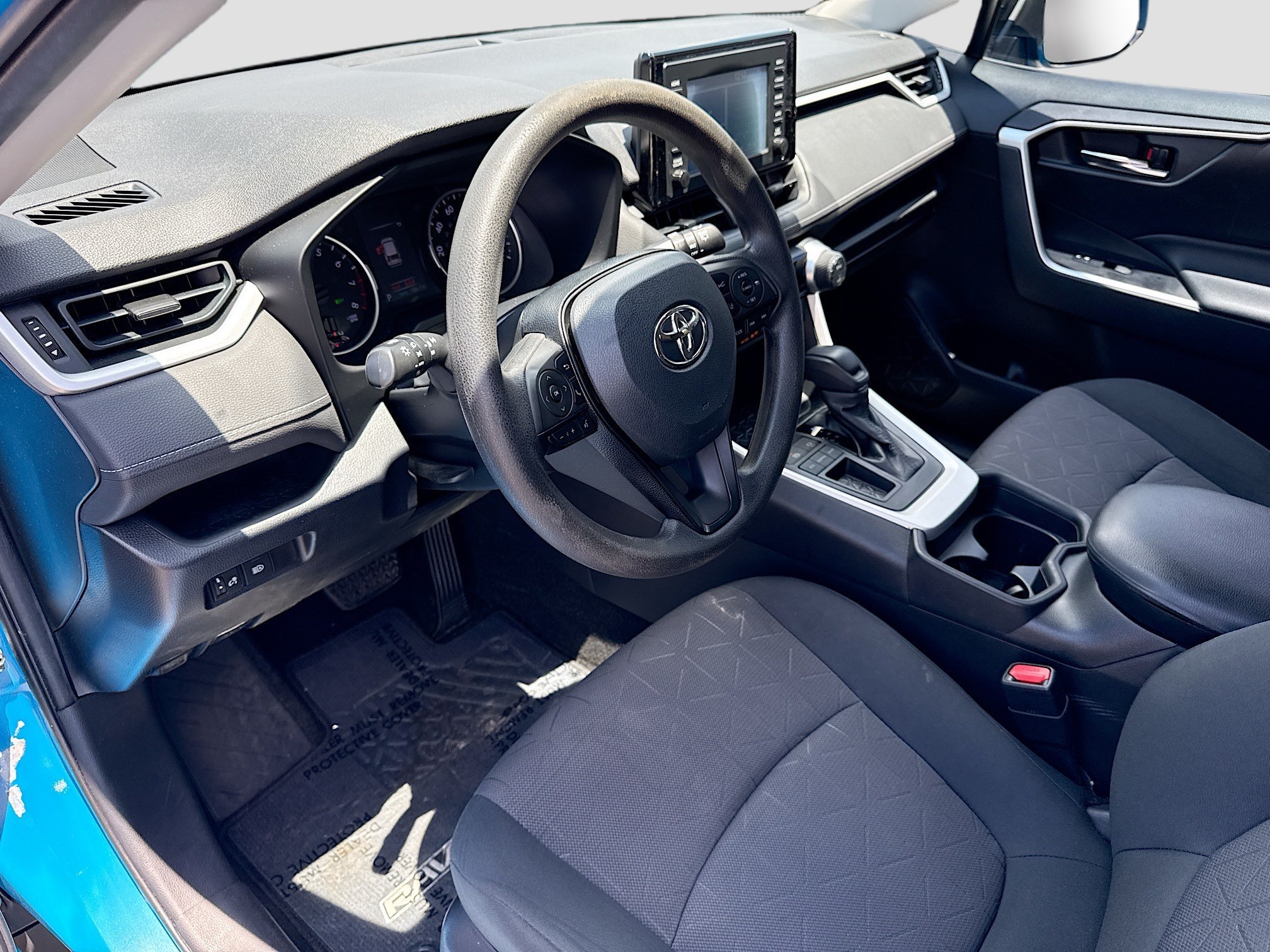 Used 2019 Blue Flame Toyota XLE image 25
