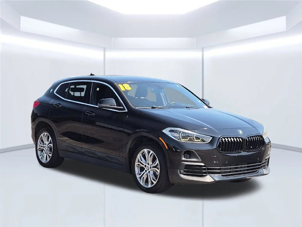 Used 2018 Black BMW sDrive28i image 8