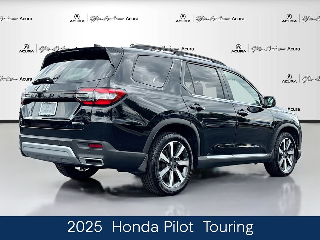 Used 2025  Honda Touring image 7