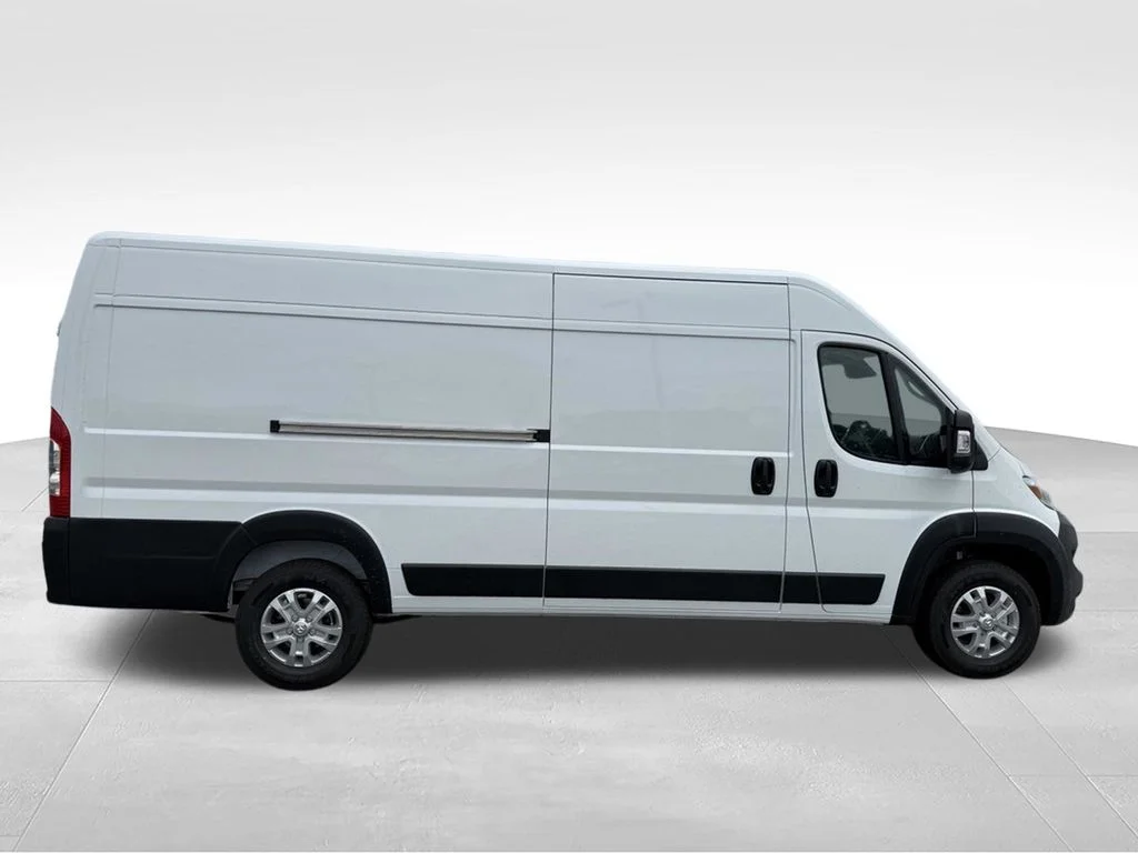 New 2026 Bright White Clear-Coat Exterior Paint RAM High Roof image 6