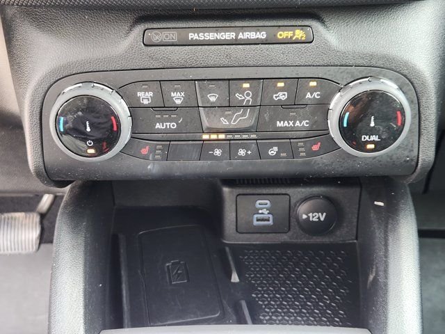 Used 2022 Green Ford Outer Banks image 19