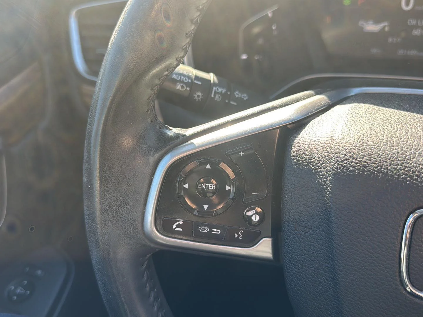 Used 2019 Platinum White Pearl Honda EX-L image 16