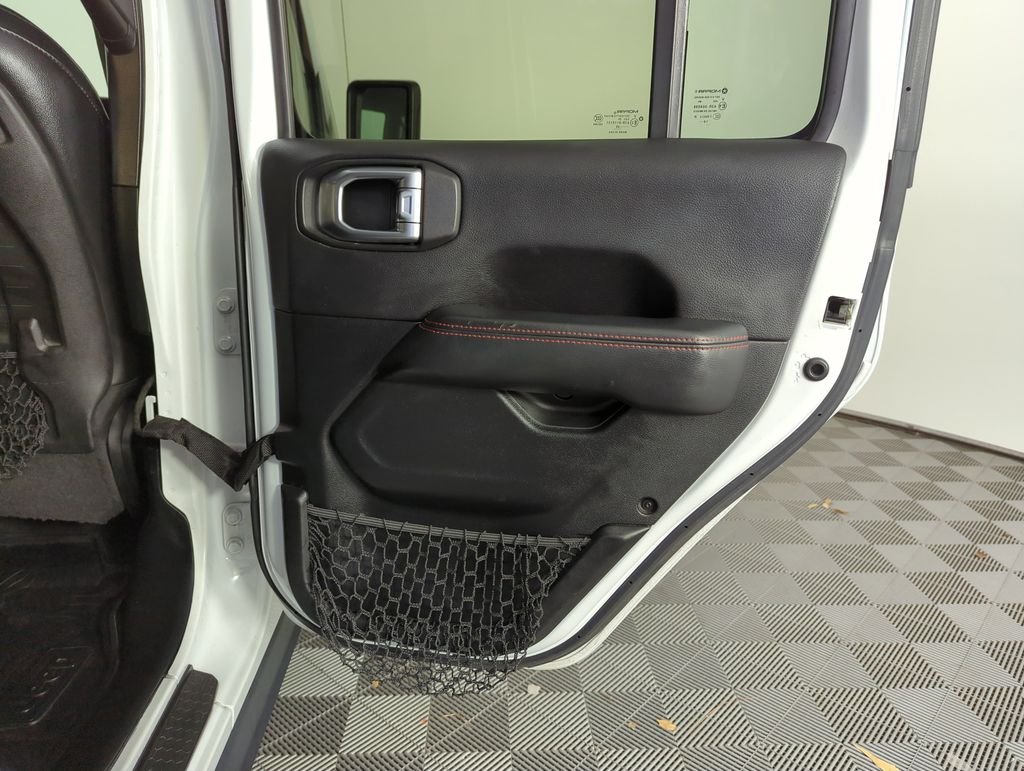 Used 2019 White Jeep Unlimited Rubicon image 28