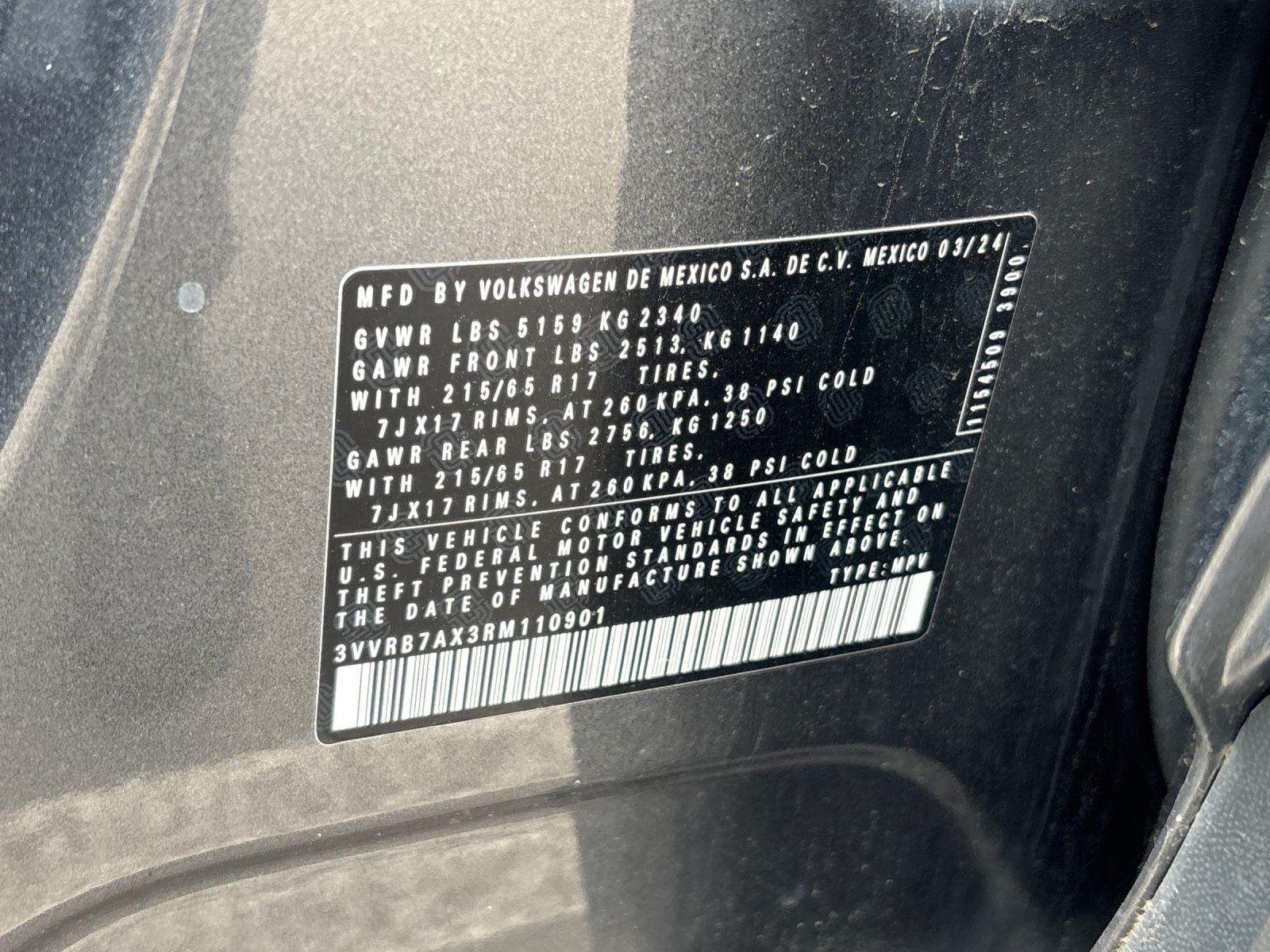 Used 2024 Platinum Gray Metallic Volkswagen S image 11