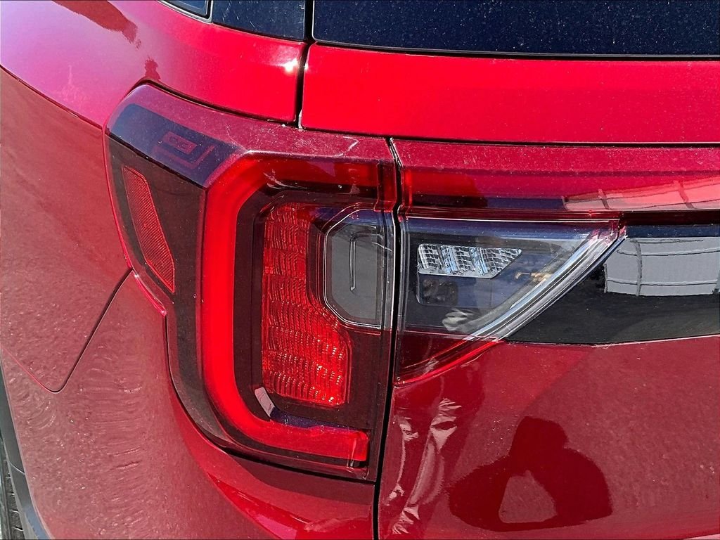 Used 2023 Volcanic Red Tintcoat GMC SLE image 33