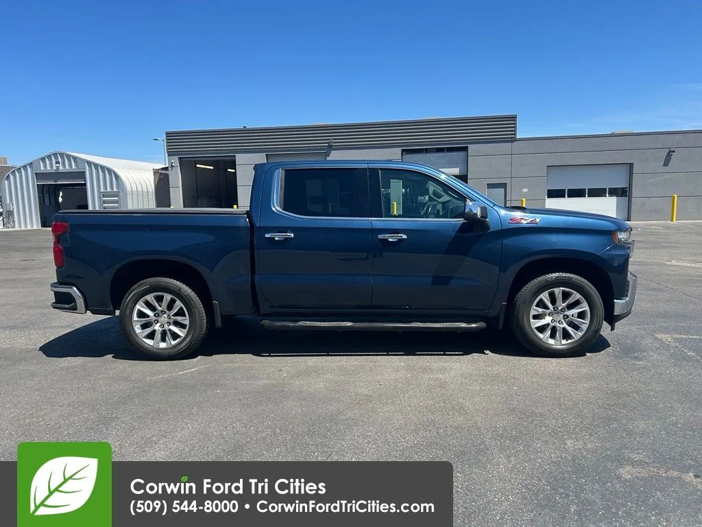 Used 2019 Northsky Blue Metallic Chevrolet LTZ image 12