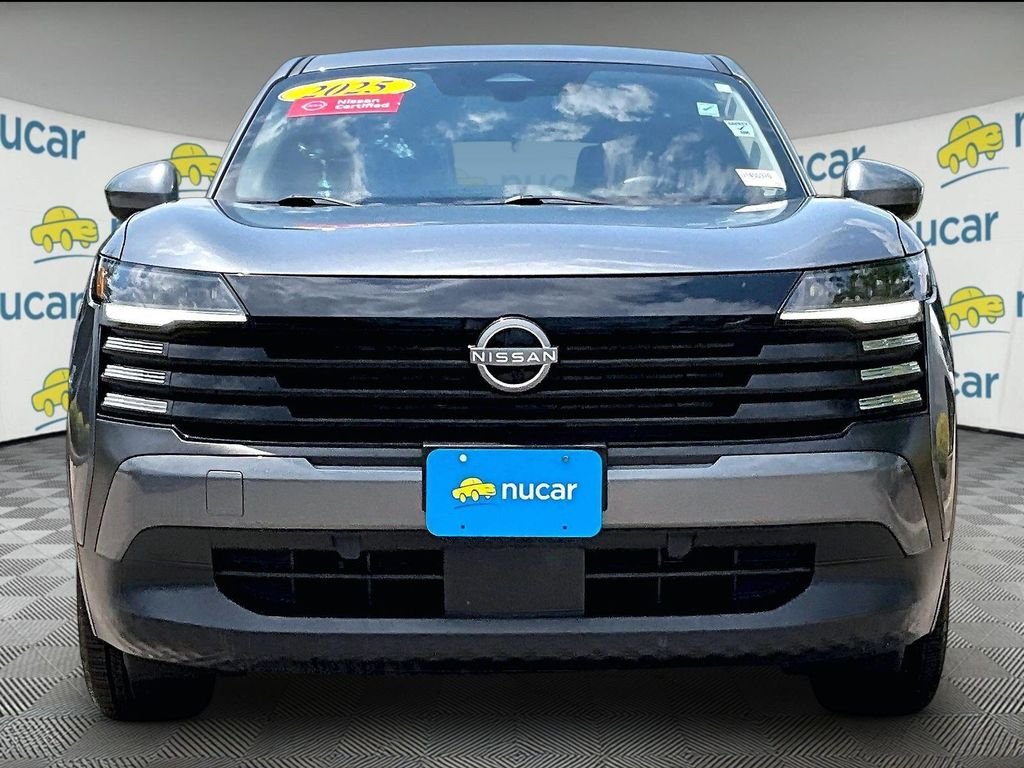 Used 2025 Gray Nissan SV image 2
