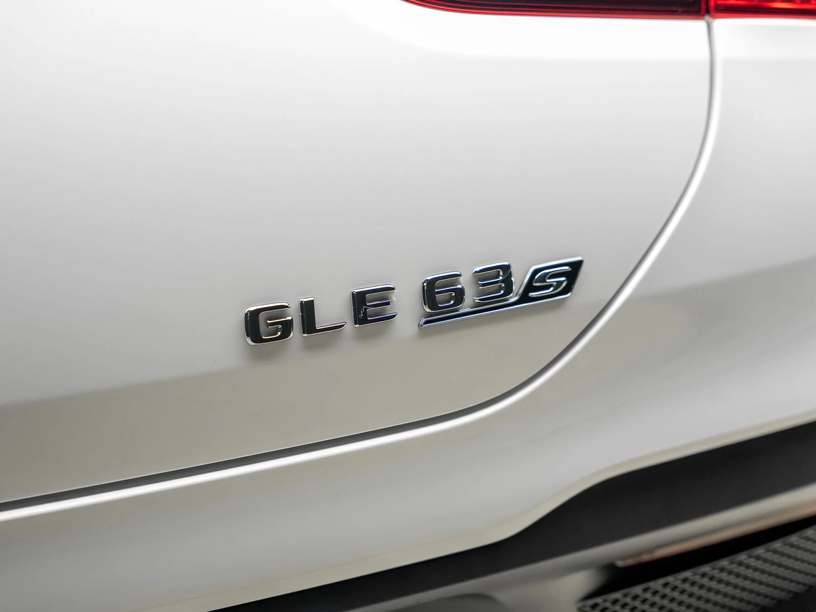 Used 2025 White Mercedes-Benz GLE 63 S AMG® image 23