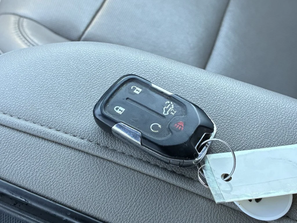 Used 2019 DARK SKY METALLIC GMC SLT image 37