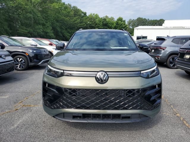 New 2026 Green Volkswagen SE R-Line Black image 2