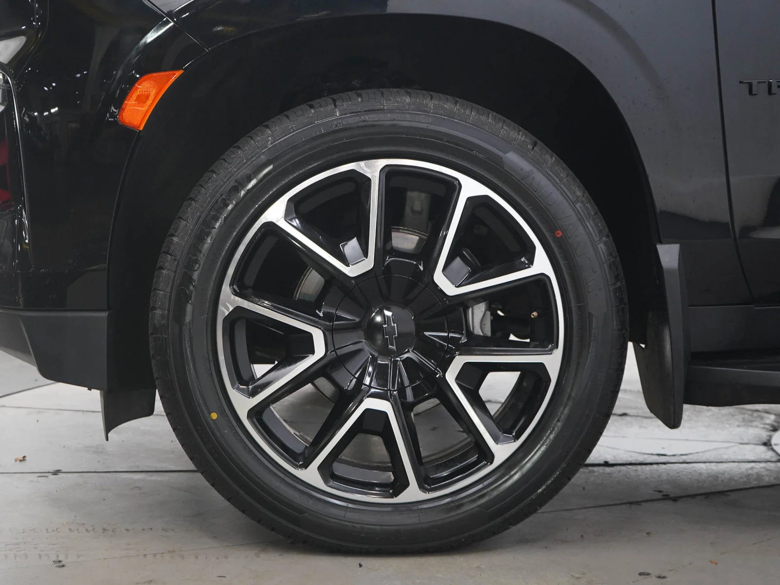 Used 2022 Black Chevrolet RST image 32