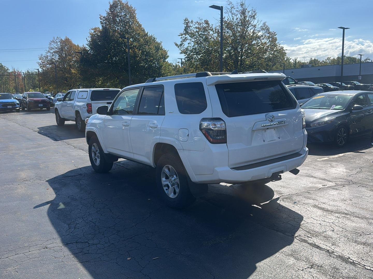 Used 2022 Super White Toyota SR5 image 7
