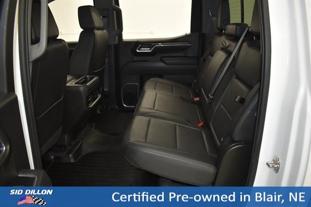 Used 2025 Summit White Chevrolet LT image 9