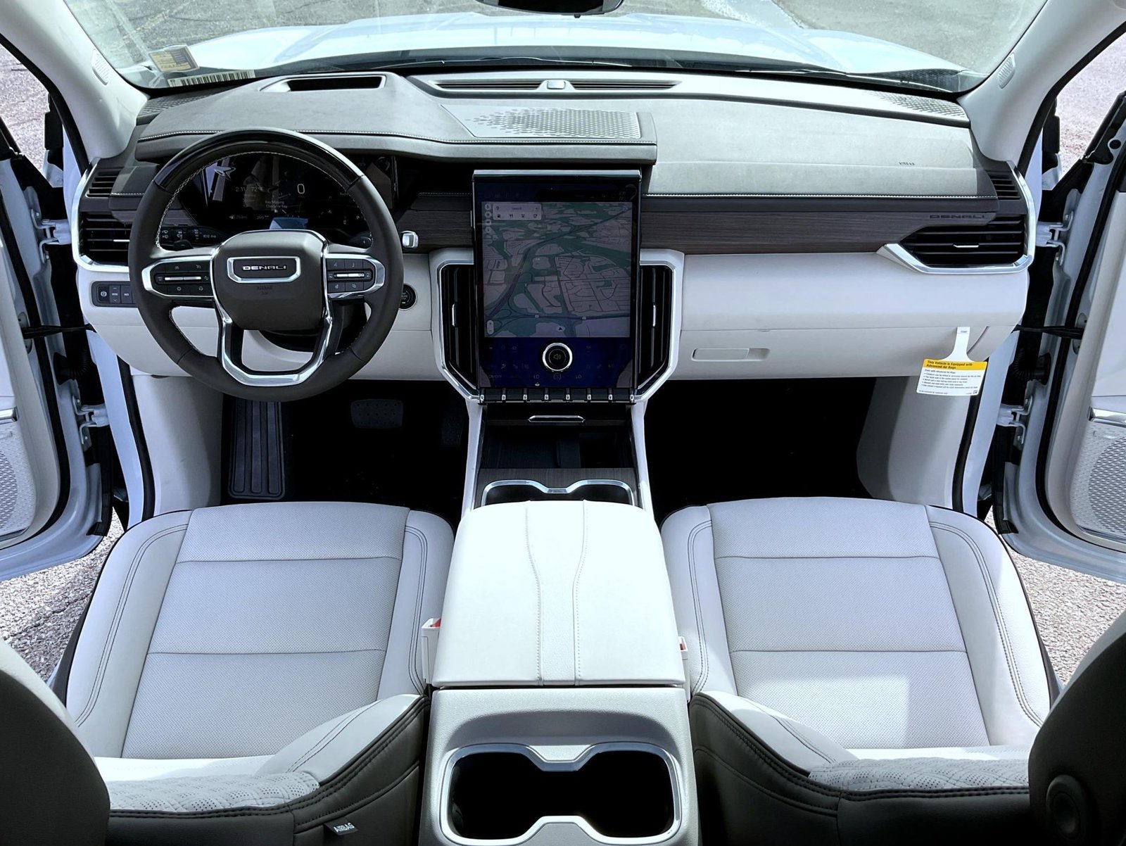 2027 GMC Acadia Denali - Photo 12