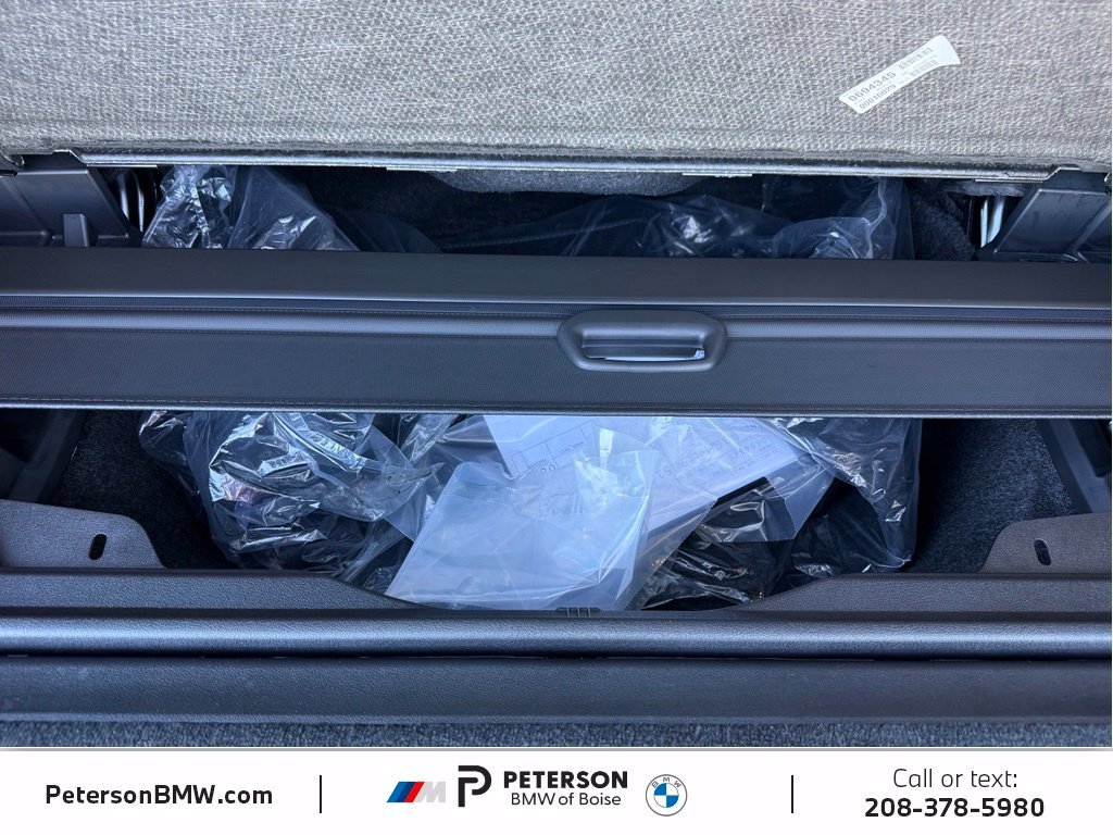 Used 2026 Black BMW M60i image 12