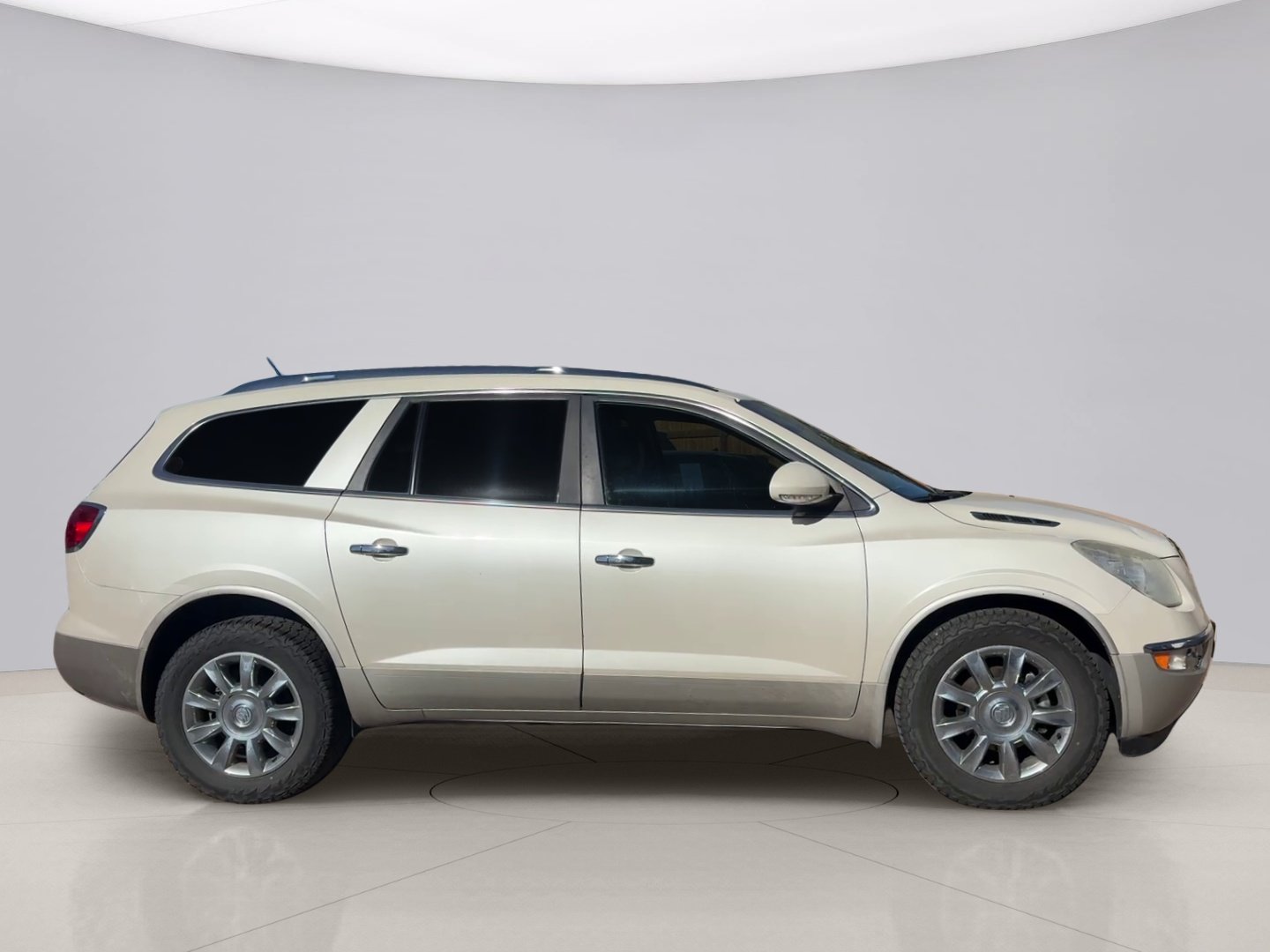 Used 2011 White Buick CXL-2 AWD image 4
