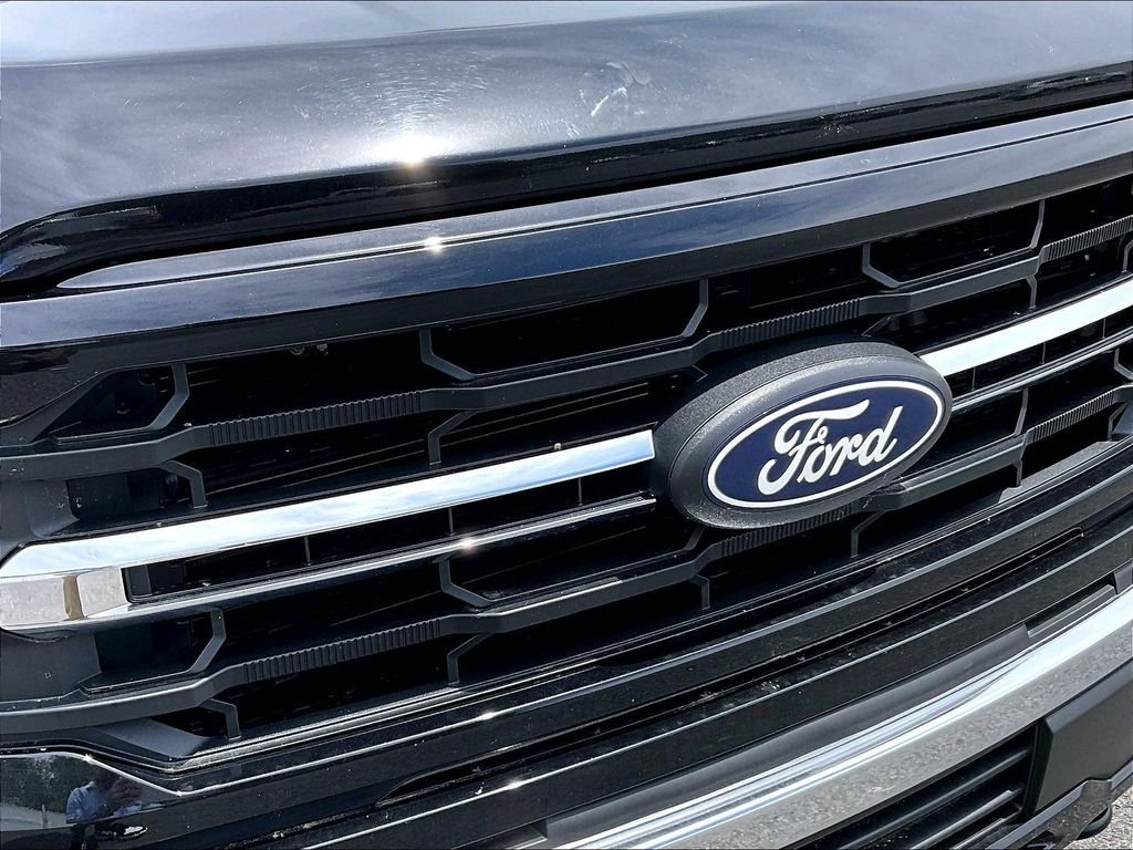 Used 2025 Black Ford XLT image 30