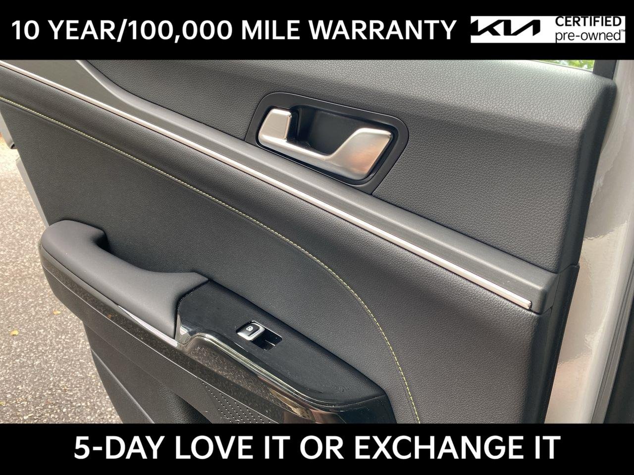 Used 2025 Wolf Gray Kia GT image 21