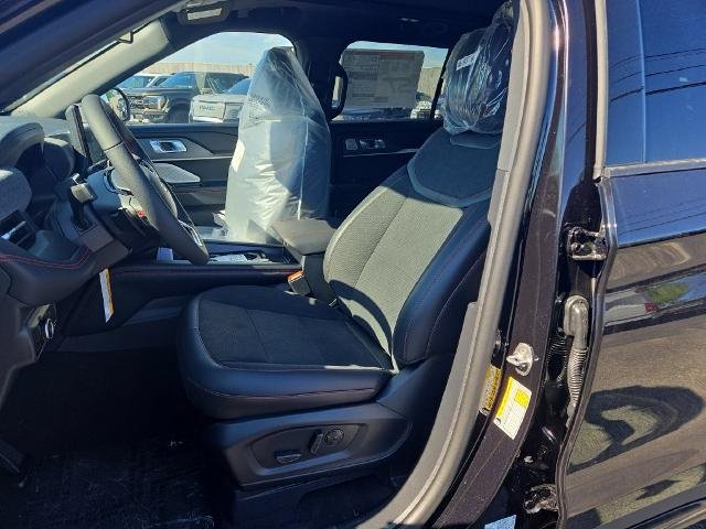 New 2026 Agate Black Metallic Ford ST image 27