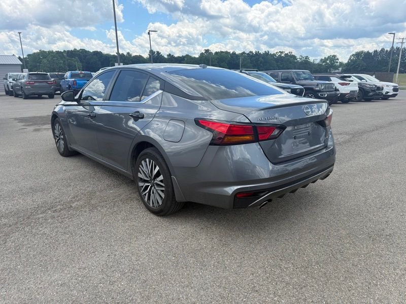 Used 2024 Gray Nissan 2.5 SV image 8