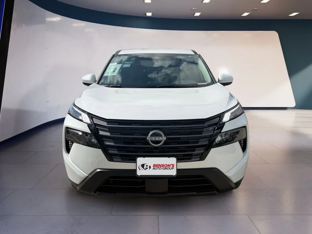 New 2026 Everest White Pearl TriCoat Nissan SV image 8