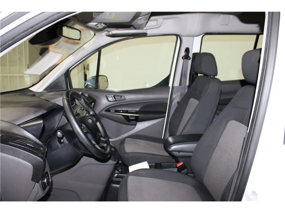 Used 2022 White Ford XL image 10