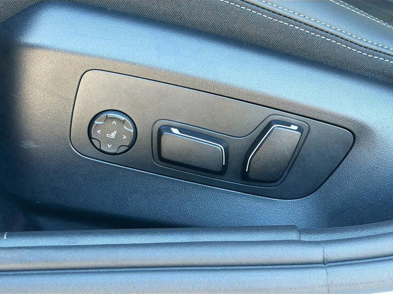 2026 BMW 5 Series 530i - Photo 26