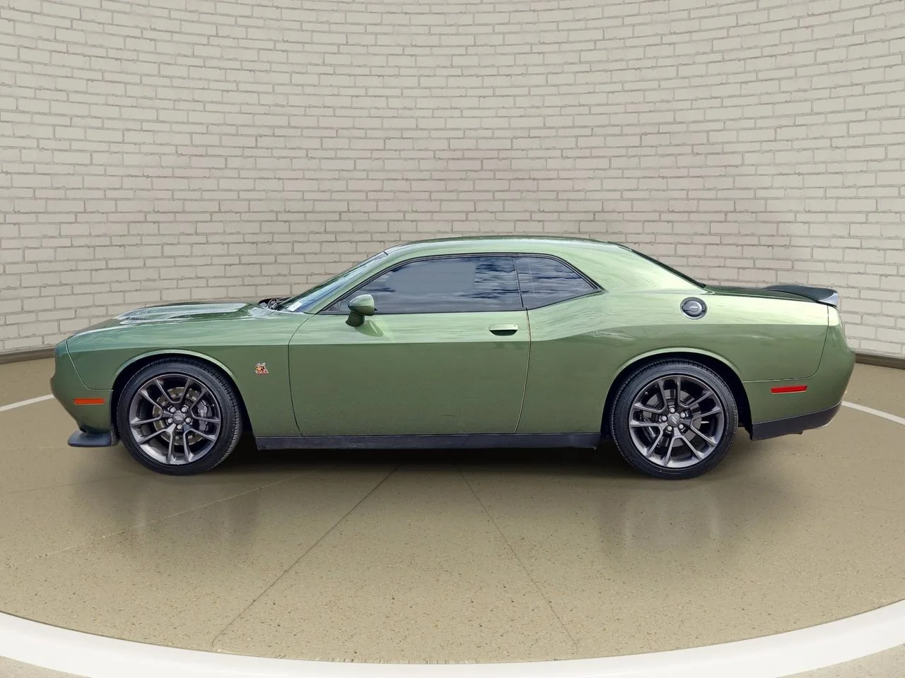 Used 2021 F8 Green Dodge R/T Scat Pack image 7