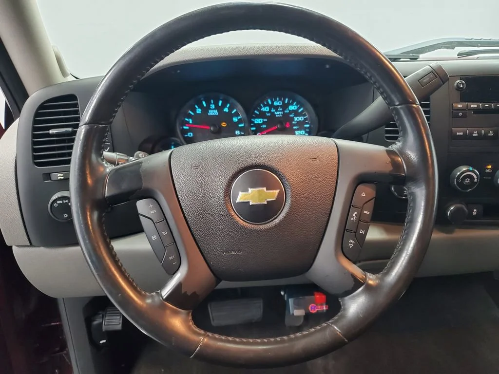 Used 2013 Deep Ruby Metallic Chevrolet LS image 11