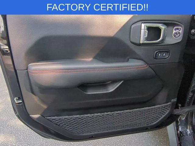 Used 2023 Black Jeep Mojave image 12