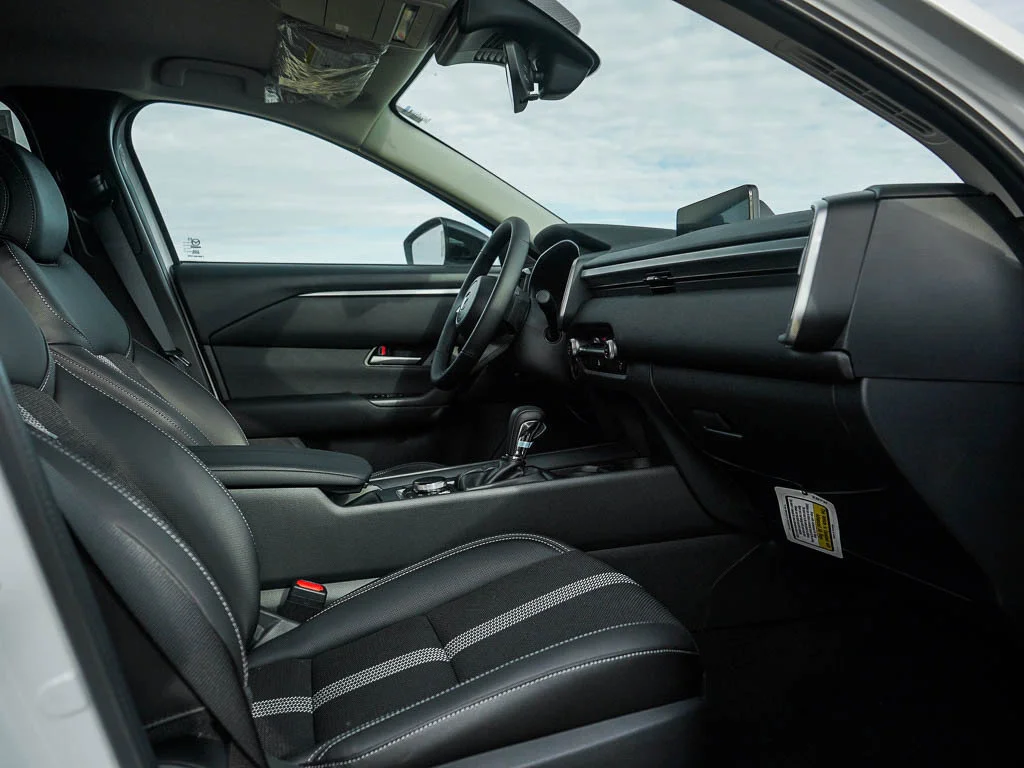 New 2026 Machine Gray Metallic Mazda 2.5 S Select AWD image 10