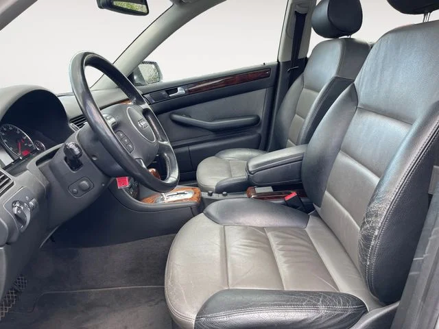 Used 2004 Gray Audi 4.2 image 9