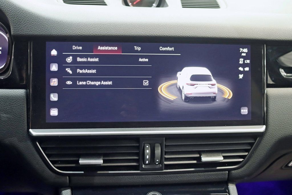 2022 Porsche Cayenne Platinum Edition - Photo 24