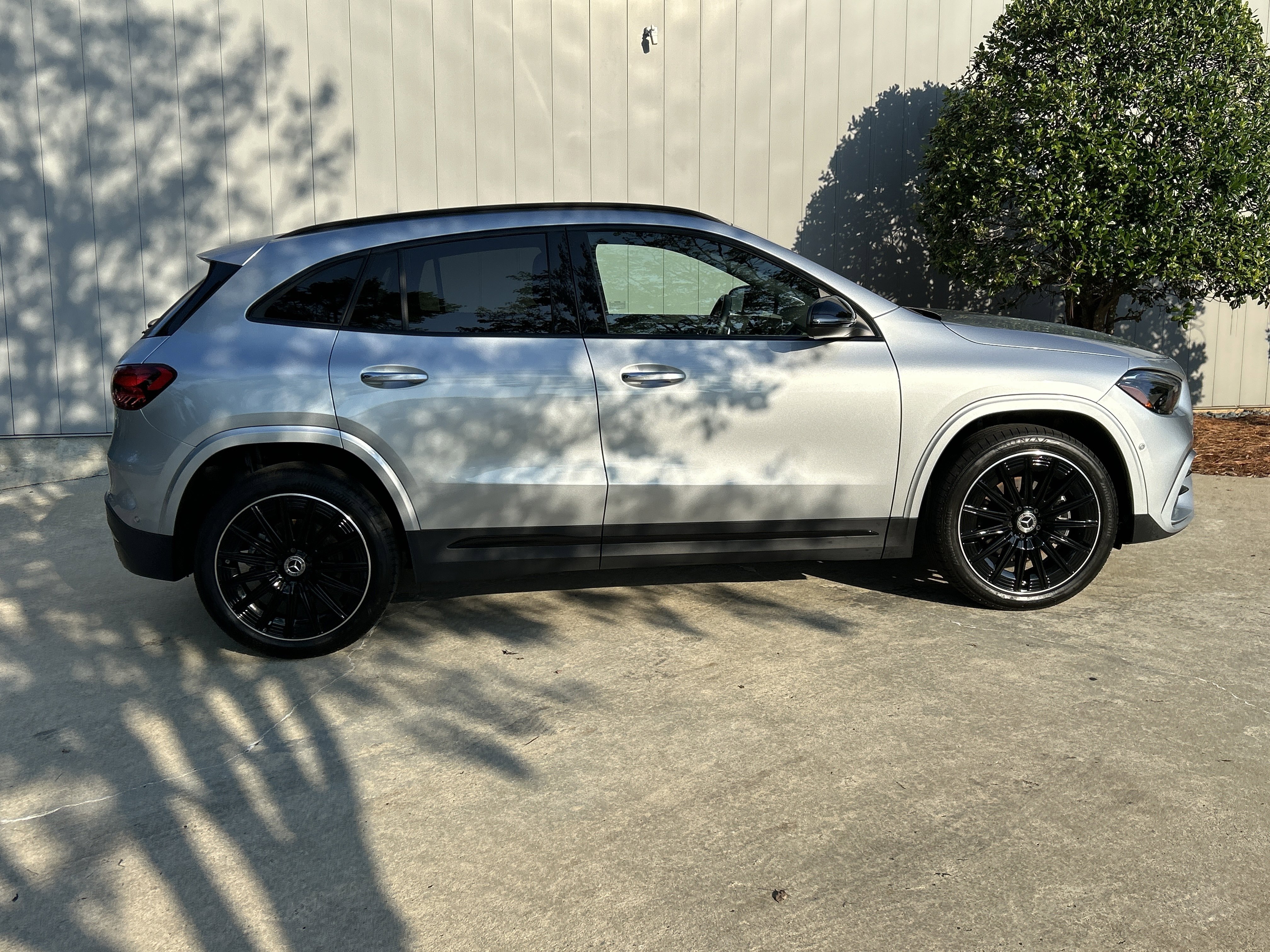 Certified Used 2025 Cirrus Silver Metallic Mercedes-Benz GLA 250 SUV image 5