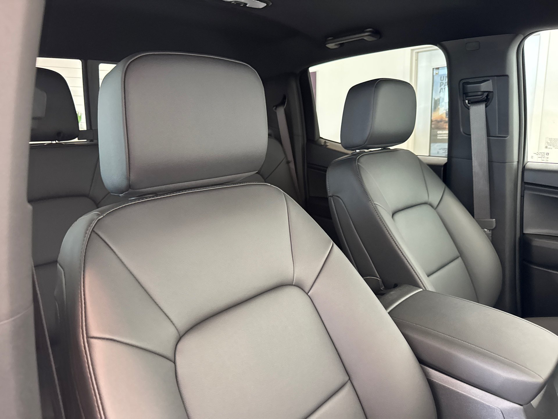 2026 Chevrolet Colorado Trail Boss - Photo 11
