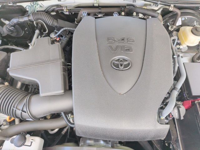 Certified Used 2023 White Toyota SR5 image 34