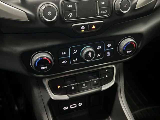 2022 GMC Terrain SLE - Photo 17