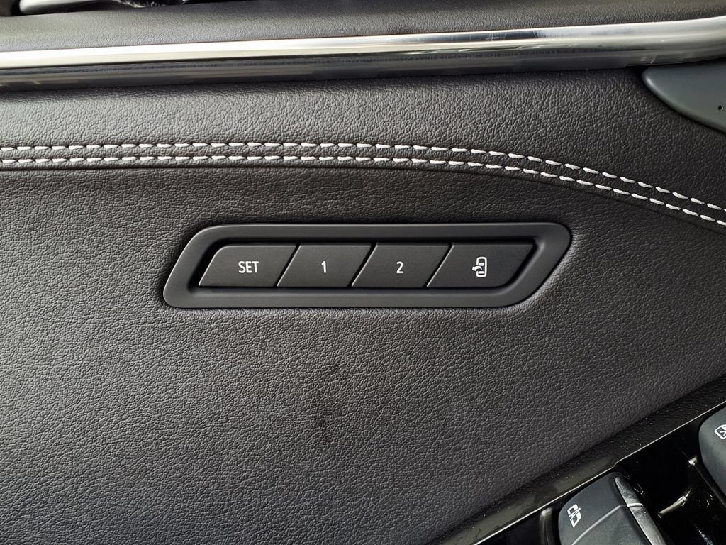Used 2025 Summit White Cadillac V-Series Blackwing image 18