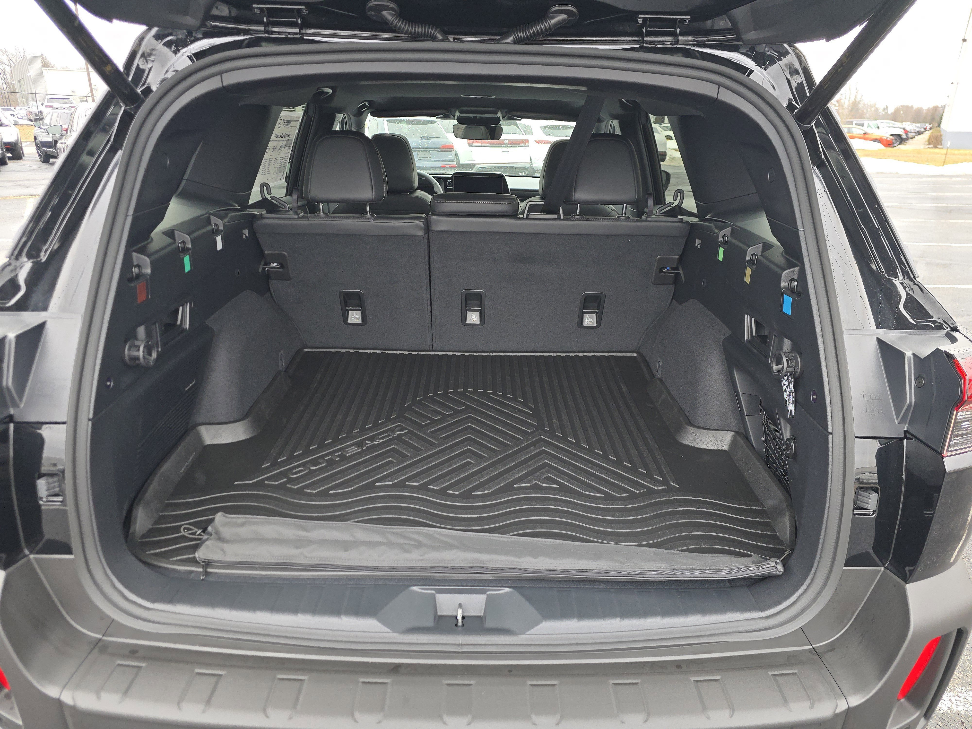 2026 Subaru Outback Limited - Photo 14