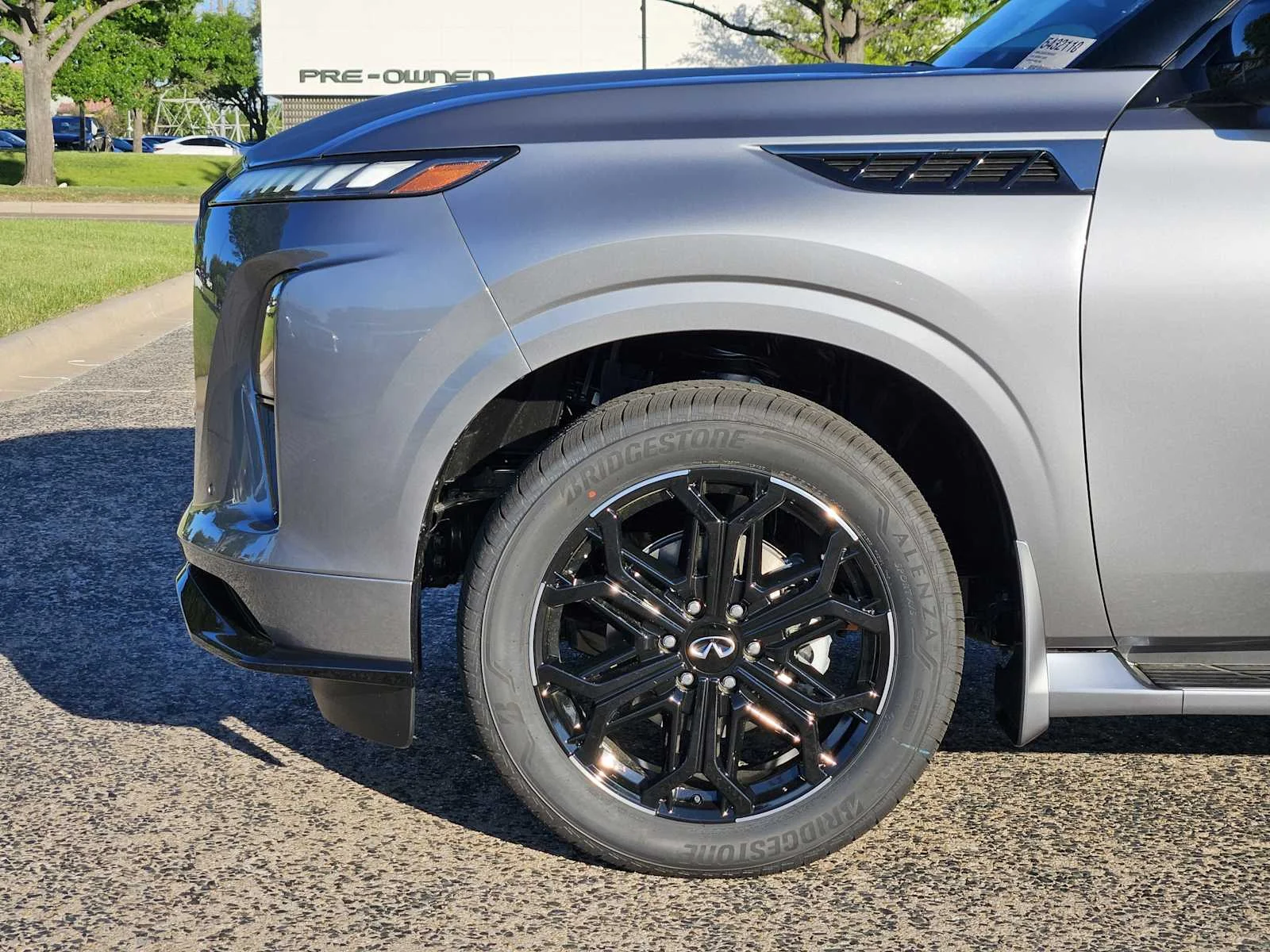 New 2026 DYNAMIC METAL INFINITI Sport 4WD image 5