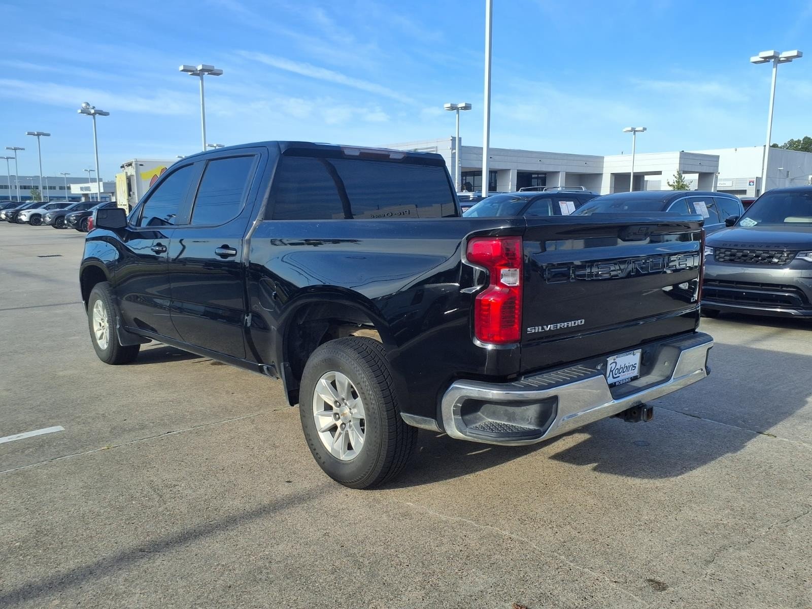 2025 Chevrolet Silverado 1500 photo 4 of 25