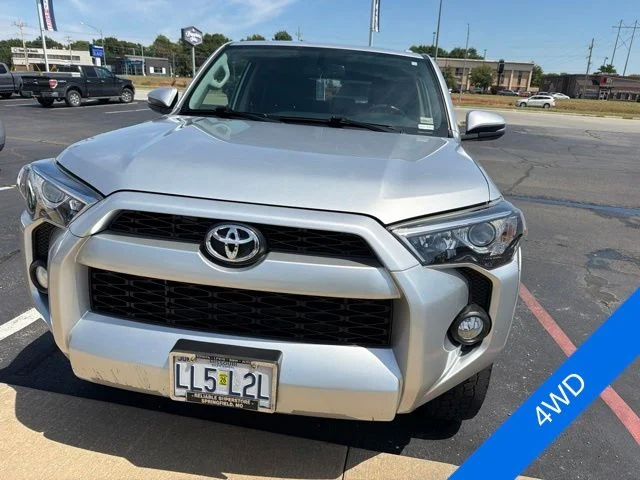 Used 2018 Classic Silver Metallic Toyota SR5 Premium image 2